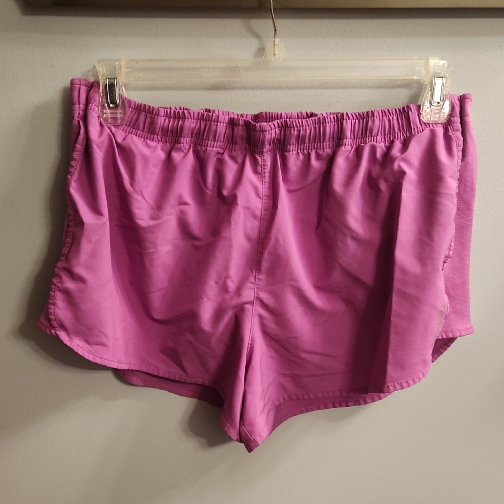 🍉Reebok Women's Athletic Shorts in Pink